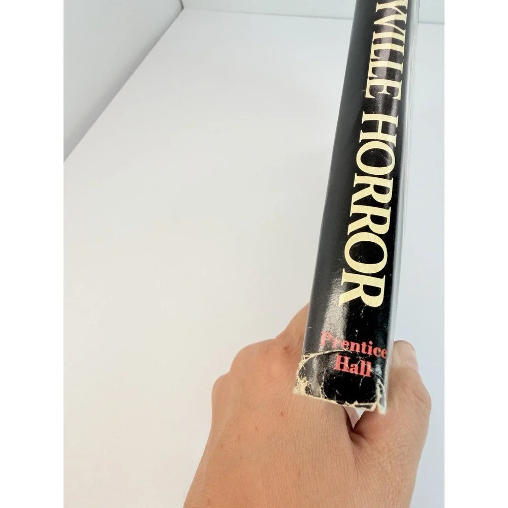 1977 The Amityville Horror Jay Anson Hardcover Book Club Edition BCE